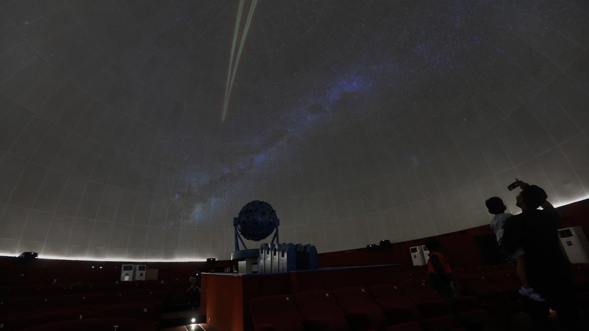 Viral Aksi Calo Bikin Warga Sulit Dapat Tiket Planetarium, Pramono Anung: Dirut Jakpro Tanggung Jawab
