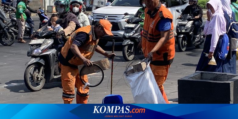 Sampah di Jakarta Capai 91,41 Ton Usai Perayaan Malam Tahun Baru