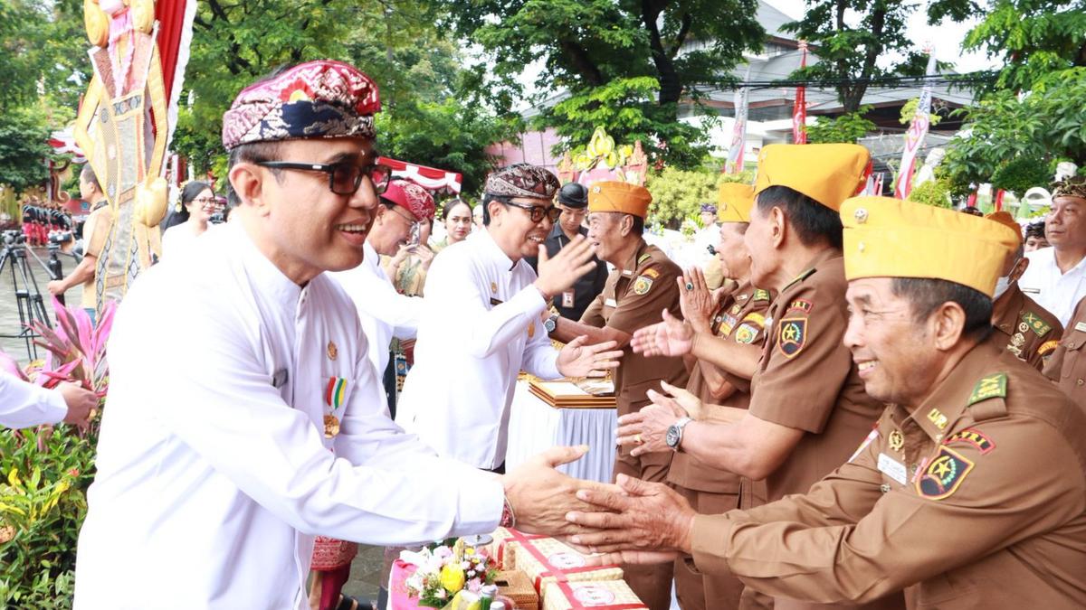 Apel Peringatan HUT ke-238 Kota Denpasar, Wali Kota Ajak Perkuat Harmoni dan Kolaborasi Pembangunan